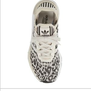 Adidas swift run x w